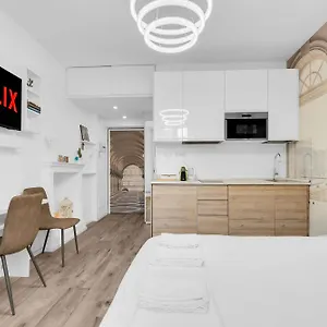 Marghera Metro Wifi & Shopping Appartamento Milano